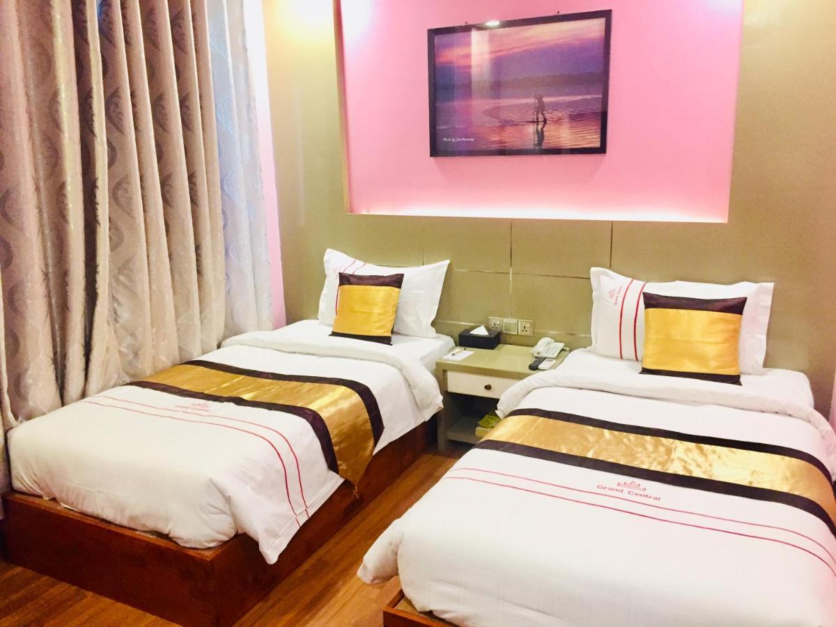 Grand Central Hotel Mandalay Extérieur photo